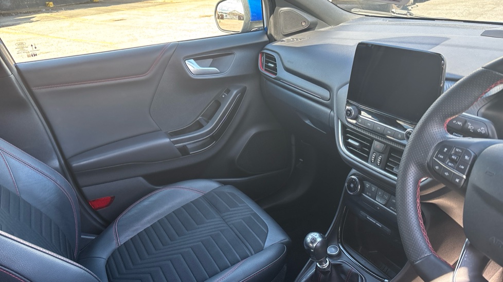 Ford Puma 1.0 EcoBoost Hybrid mHEV ST-Line X First Ed 5dr Petrol Hatchback - Image 14