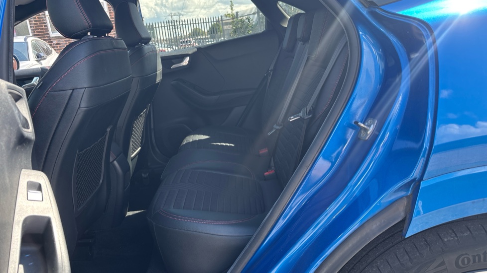 Ford Puma 1.0 EcoBoost Hybrid mHEV ST-Line X First Ed 5dr Petrol Hatchback - Image 16