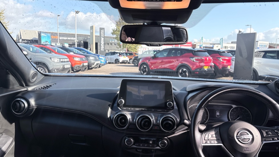 Nissan Juke 1.0 DiG-T 114 N-Connecta 5dr Petrol Hatchback - Image 10
