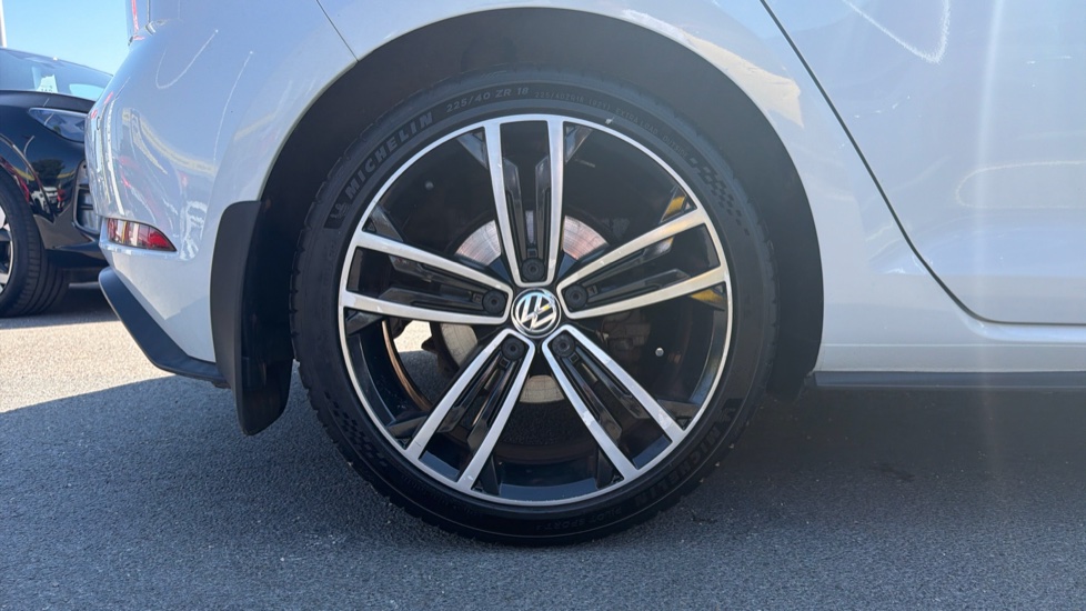 Volkswagen Golf 2.0 TDI 184 GTD 5dr Diesel Hatchback - Image 7