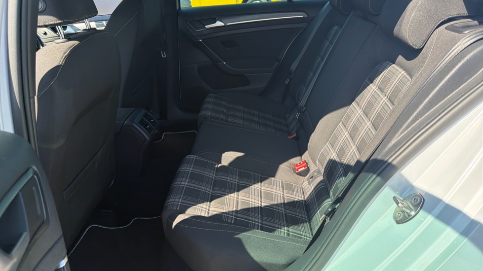 Volkswagen Golf 2.0 TDI 184 GTD 5dr Diesel Hatchback - Image 16