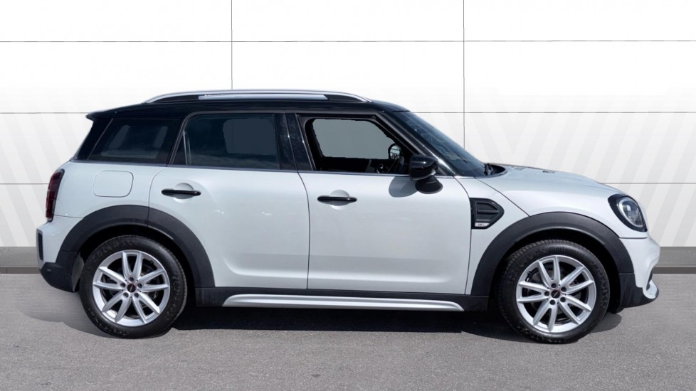 MINI Countryman 1.5 Cooper Sport 5dr Auto Petrol Hatchback - Image 5
