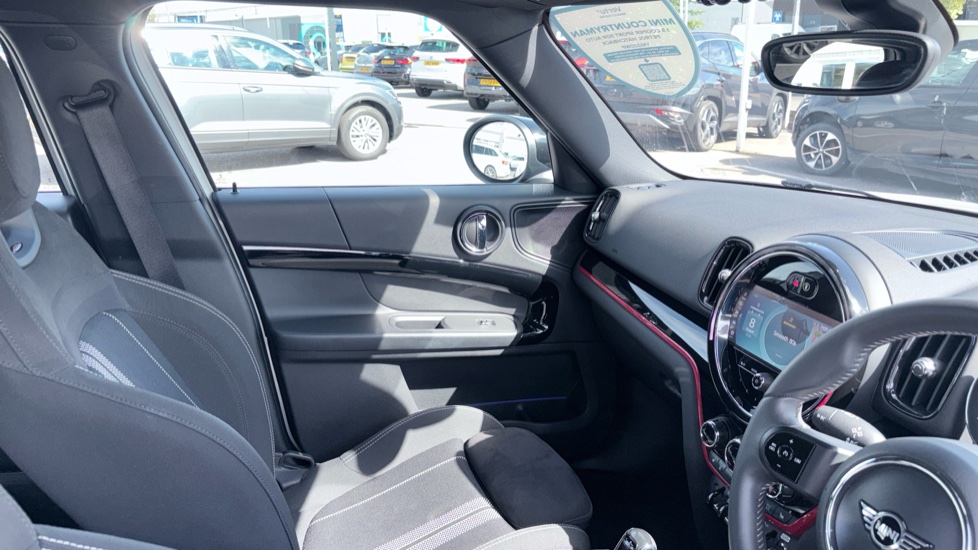 MINI Countryman 1.5 Cooper Sport 5dr Auto Petrol Hatchback - Image 14
