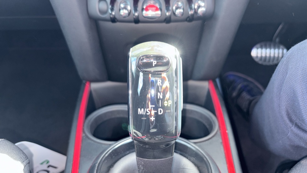 MINI Countryman 1.5 Cooper Sport 5dr Auto Petrol Hatchback - Image 28