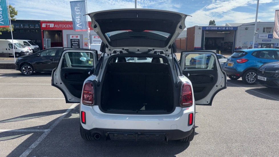 MINI Countryman 1.5 Cooper Sport 5dr Auto Petrol Hatchback - Image 56