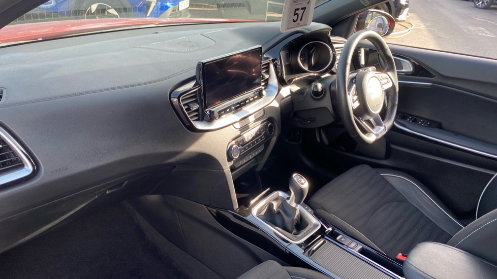 Kia Xceed 1.5T GDi ISG 138 GT-Line 5dr Petrol Hatchback - Image 9