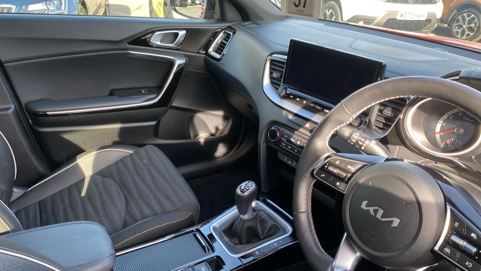 Kia Xceed 1.5T GDi ISG 138 GT-Line 5dr Petrol Hatchback - Image 14