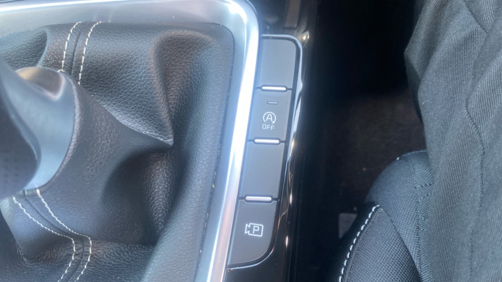 Kia Xceed 1.5T GDi ISG 138 GT-Line 5dr Petrol Hatchback - Image 26