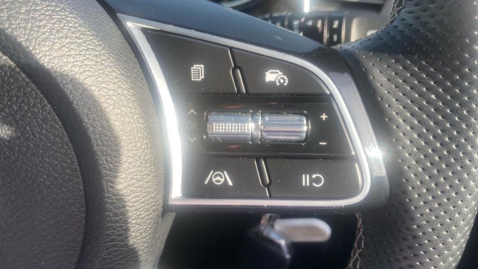 Kia Xceed 1.5T GDi ISG 138 GT-Line 5dr Petrol Hatchback - Image 29