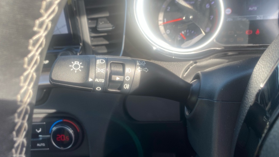 Kia Xceed 1.5T GDi ISG 138 GT-Line 5dr Petrol Hatchback - Image 30