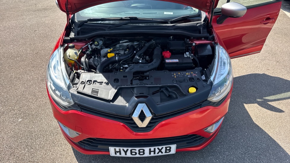 Renault Clio 0.9 TCE 90 GT Line 5dr Petrol Hatchback - Image 8