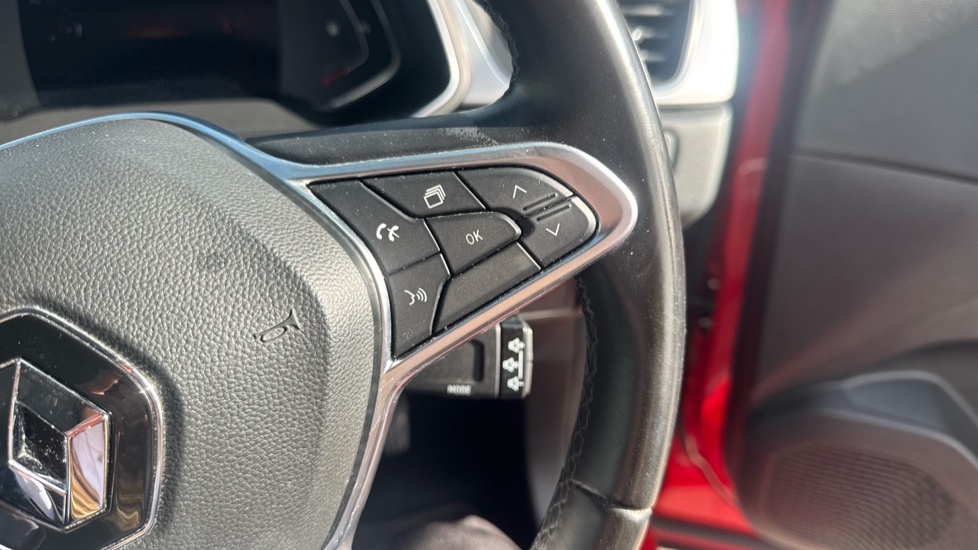 Renault Captur 1.5 dCi 95 S Edition 5dr Diesel Hatchback - Image 28