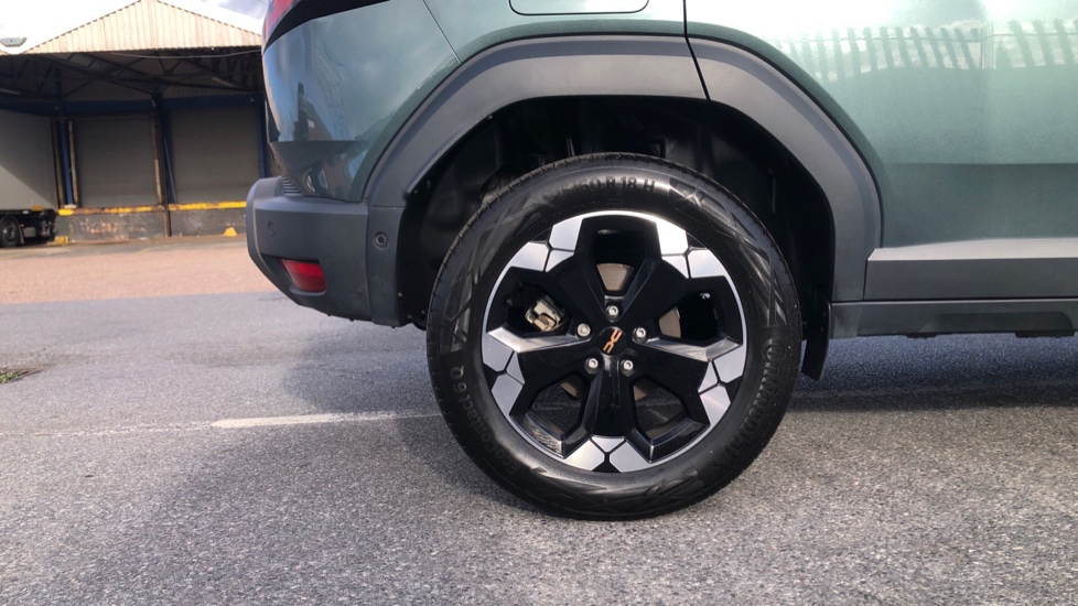 Dacia Duster 1.6 Hybrid 140 Extreme 5dr Auto Hybrid Estate - Image 7