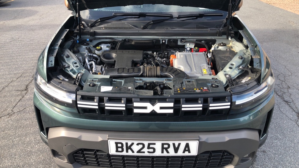 Dacia Duster 1.6 Hybrid 140 Extreme 5dr Auto Hybrid Estate - Image 8