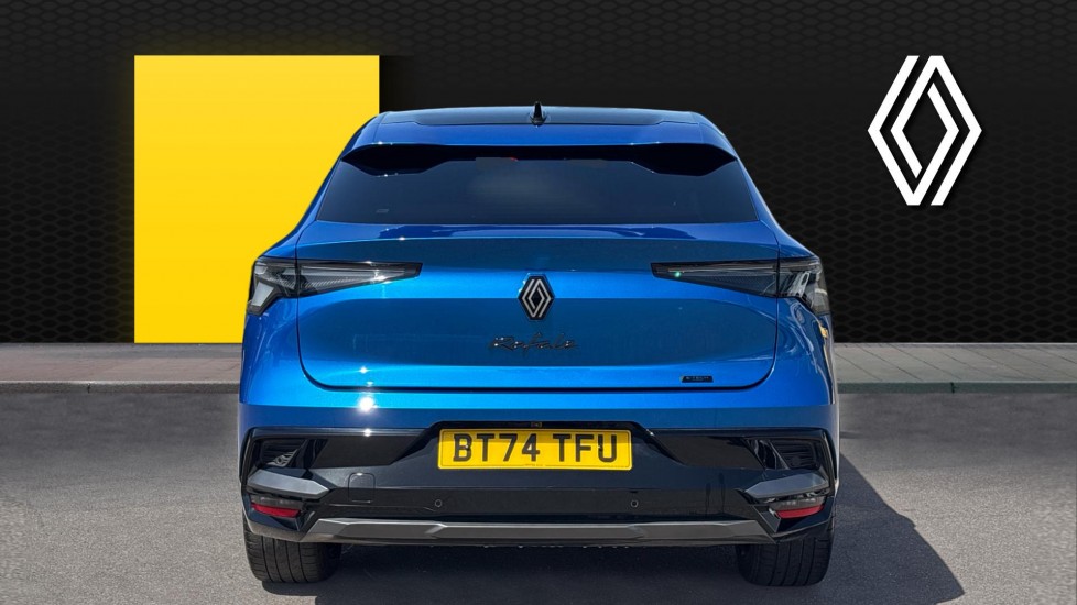 Renault Rafale E-Tech FHEV Techno Esprit Alpine 5dr Auto 4C Hybrid Estate - Image 6