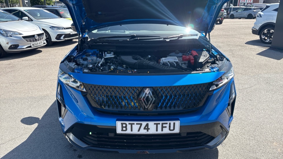 Renault Rafale E-Tech FHEV Techno Esprit Alpine 5dr Auto 4C Hybrid Estate - Image 8