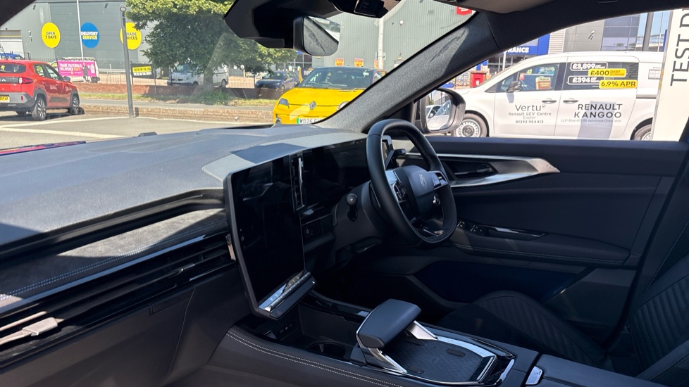 Renault Rafale E-Tech FHEV Techno Esprit Alpine 5dr Auto 4C Hybrid Estate - Image 9
