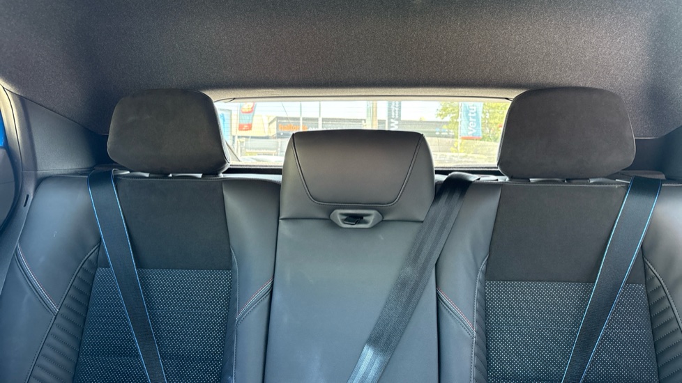 Renault Rafale E-Tech FHEV Techno Esprit Alpine 5dr Auto 4C Hybrid Estate - Image 15