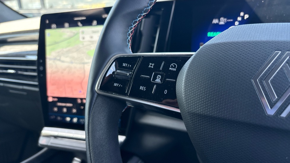 Renault Rafale E-Tech FHEV Techno Esprit Alpine 5dr Auto 4C Hybrid Estate - Image 22