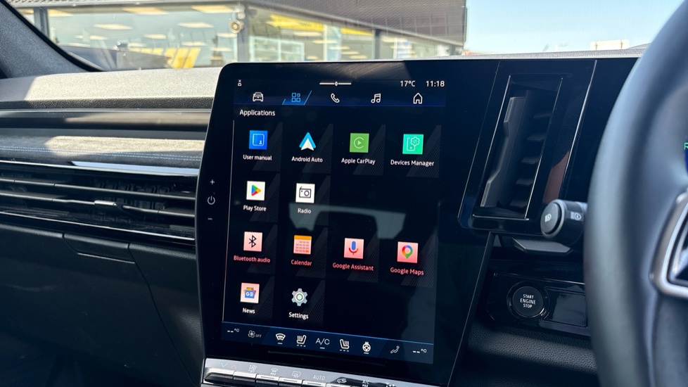 Renault Rafale E-Tech FHEV Techno Esprit Alpine 5dr Auto 4C Hybrid Estate - Image 29