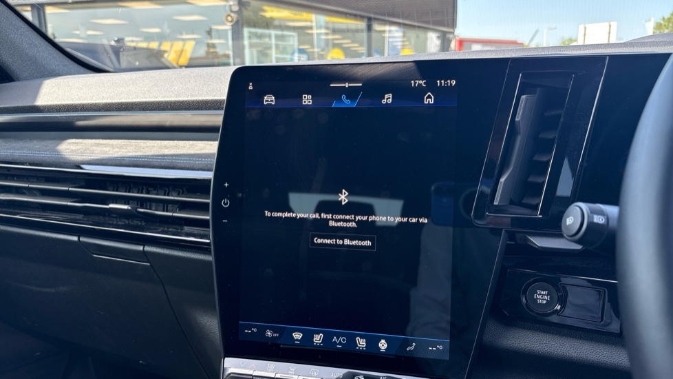 Renault Rafale E-Tech FHEV Techno Esprit Alpine 5dr Auto 4C Hybrid Estate - Image 30