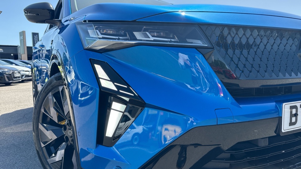 Renault Rafale E-Tech FHEV Techno Esprit Alpine 5dr Auto 4C Hybrid Estate - Image 34