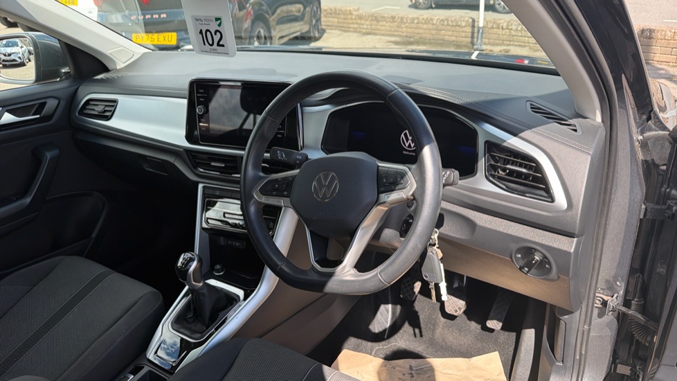 Volkswagen T-Roc 1.0 TSI Life 5dr Petrol Hatchback - Image 10