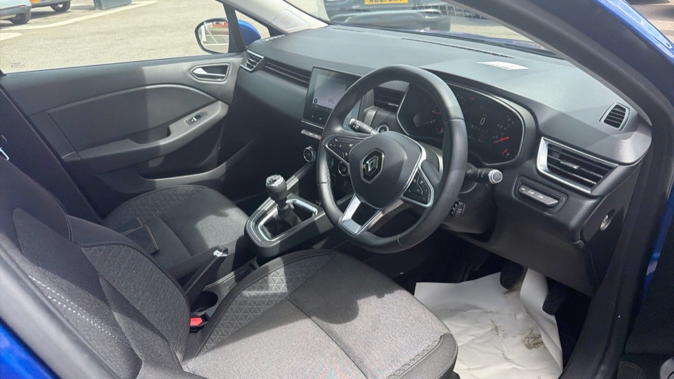 Renault Clio 1.0 TCe 90 Iconic 5dr Petrol Hatchback - Image 11