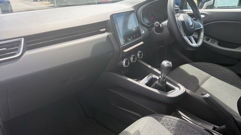 Renault Clio 1.0 TCe 90 Iconic 5dr Petrol Hatchback - Image 13