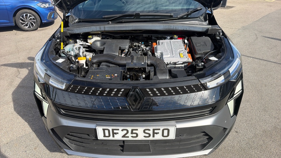 Renault Captur 1.6 E-Tech Full Hybrid 145 Esprit Alpine 5dr Auto Hybrid Hatchback - Image 8