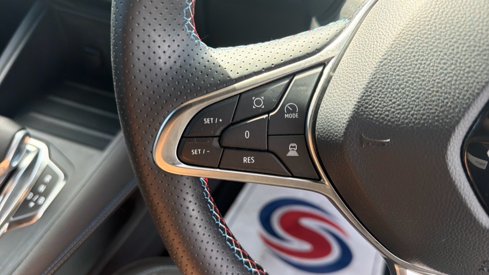Renault Captur 1.6 E-Tech Full Hybrid 145 Esprit Alpine 5dr Auto Hybrid Hatchback - Image 30