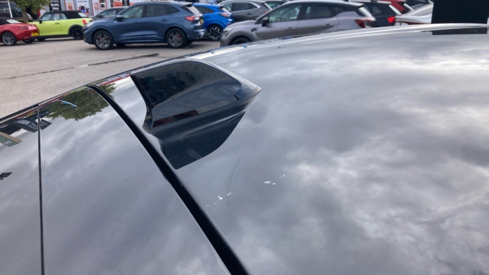 Renault Arkana 1.6 E-Tech full hybrid 145 Engineered 5dr Auto Hybrid Estate - Image 38