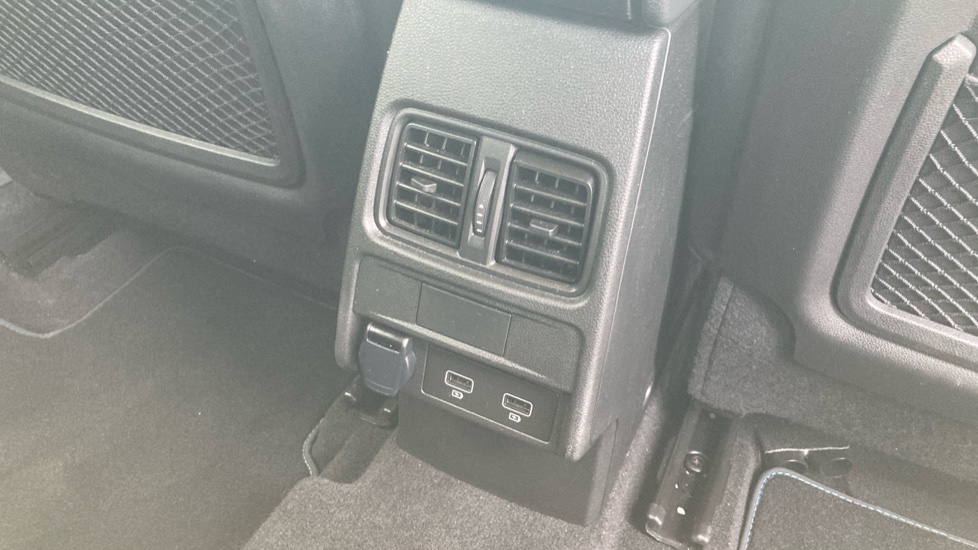 Renault Arkana 1.6 E-Tech full hybrid 145 Engineered 5dr Auto Hybrid Estate - Image 39