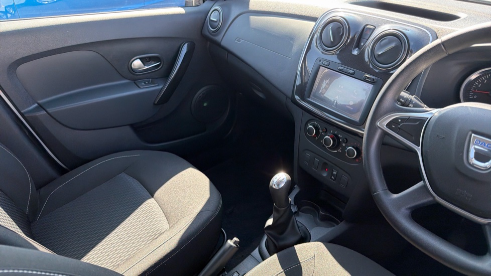 Dacia Sandero 0.9 TCe Comfort 5dr Petrol Hatchback - Image 14