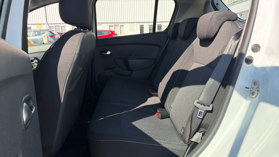Dacia Sandero 0.9 TCe Comfort 5dr Petrol Hatchback - Image 16