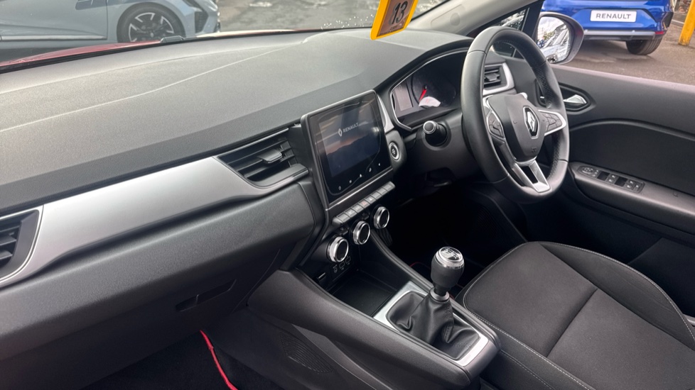 Renault Captur 1.5 dCi 95 Iconic 5dr Diesel Hatchback - Image 9