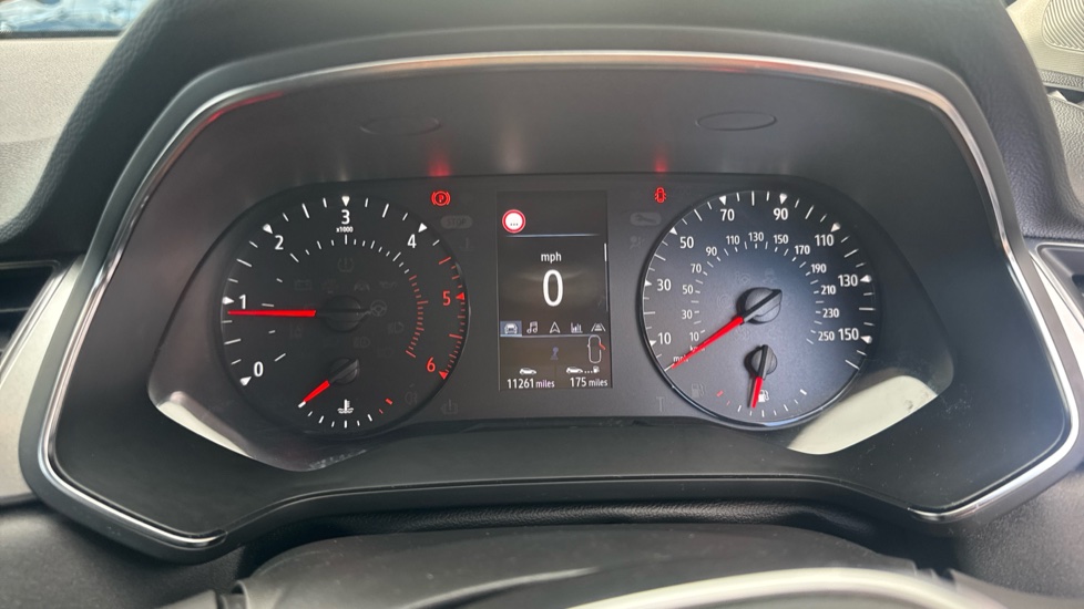 Renault Captur 1.5 dCi 95 Iconic 5dr Diesel Hatchback - Image 18