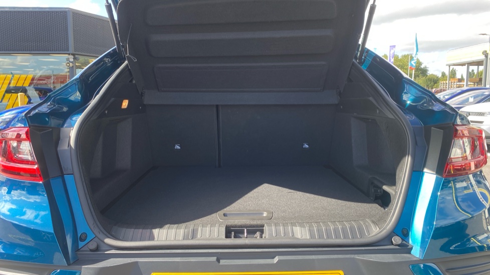 Renault Arkana 1.6 E-Tech full hybrid 145 Engineered 5dr Auto Hybrid Estate - Image 4