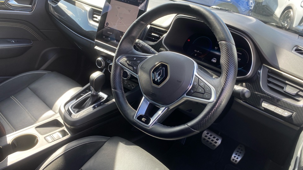 Renault Arkana 1.6 E-Tech full hybrid 145 Engineered 5dr Auto Hybrid Estate - Image 11