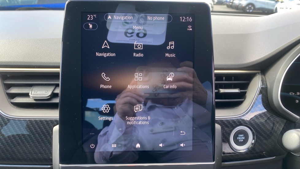 Renault Arkana 1.6 E-Tech full hybrid 145 Engineered 5dr Auto Hybrid Estate - Image 12