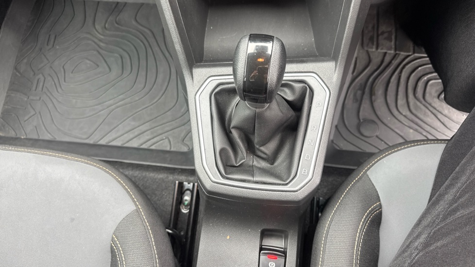 Dacia Jogger 1.6 HEV Extreme 5dr Auto Hybrid Estate - Image 35