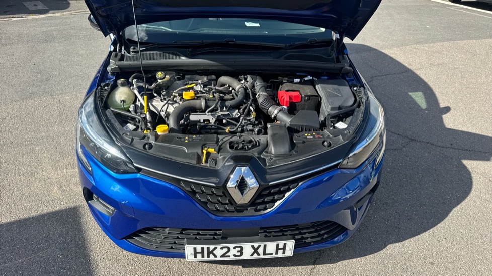 Renault Clio 1.0 TCe 90 Evolution 5dr Petrol Hatchback - Image 8