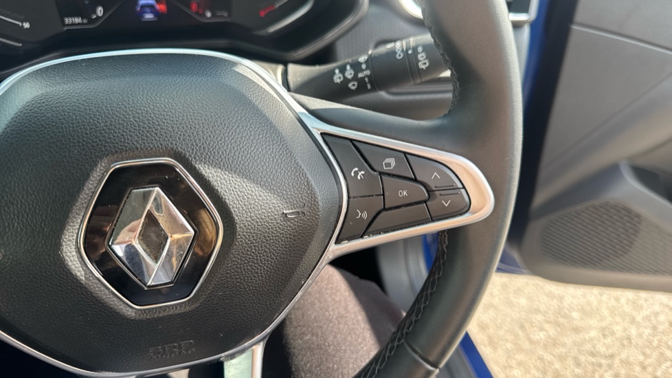 Renault Clio 1.0 TCe 90 Evolution 5dr Petrol Hatchback - Image 36