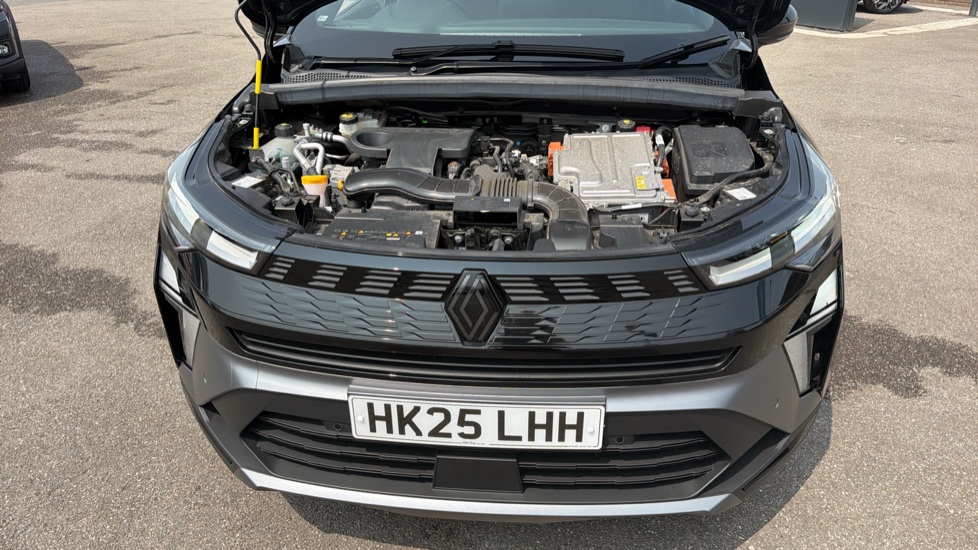 Renault Symbioz 1.6 E-Tech FHEV 145 Techno Esprit Alpine 5dr Auto Hybrid Estate - Image 8