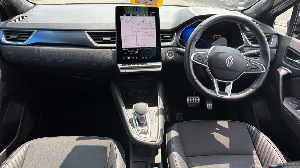 Renault Symbioz 1.6 E-Tech FHEV 145 Techno Esprit Alpine 5dr Auto Hybrid Estate - Image 10