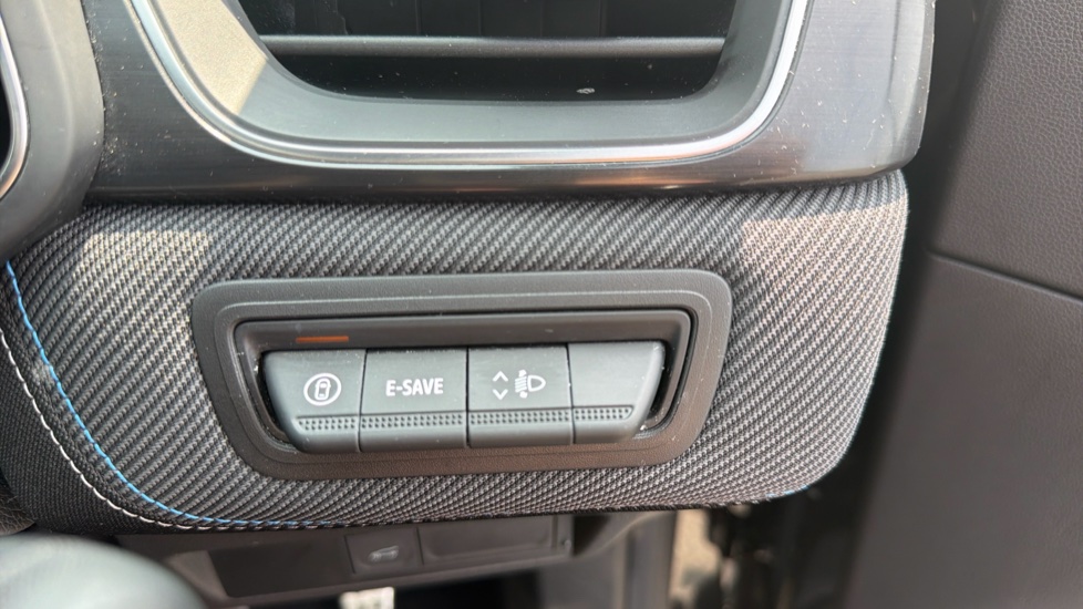 Renault Symbioz 1.6 E-Tech FHEV 145 Techno Esprit Alpine 5dr Auto Hybrid Estate - Image 30