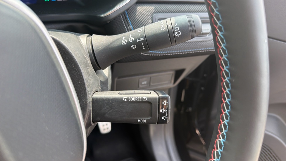 Renault Symbioz 1.6 E-Tech FHEV 145 Techno Esprit Alpine 5dr Auto Hybrid Estate - Image 31