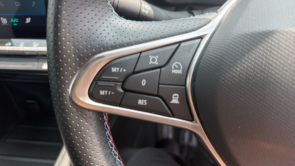 Renault Symbioz 1.6 E-Tech FHEV 145 Techno Esprit Alpine 5dr Auto Hybrid Estate - Image 33