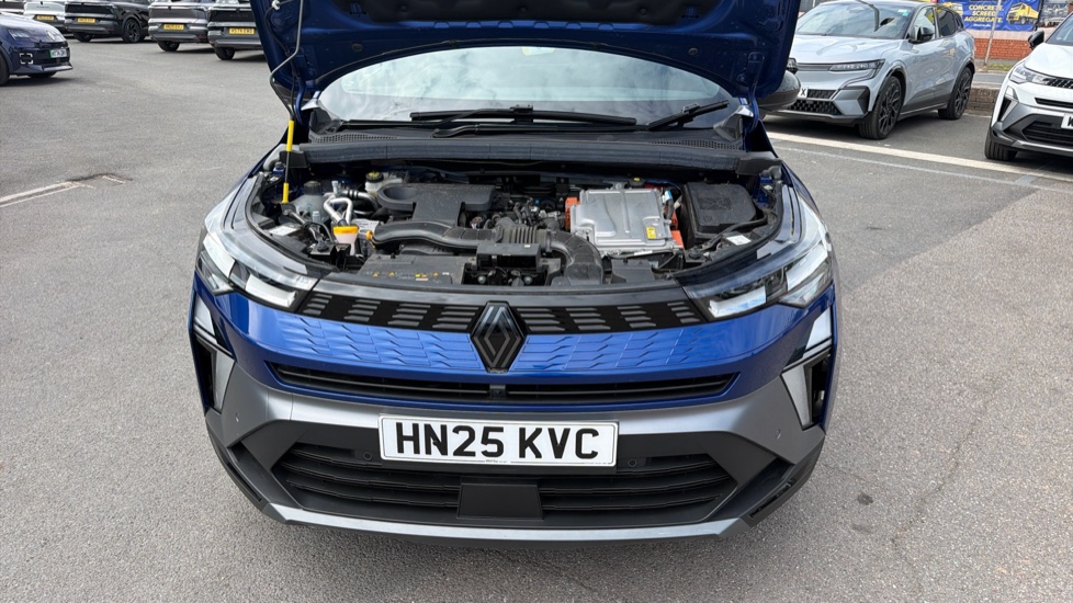 Renault Symbioz 1.6 E-Tech FHEV 145 Iconic Esprit Alpine 5dr Auto Hybrid Estate - Image 8