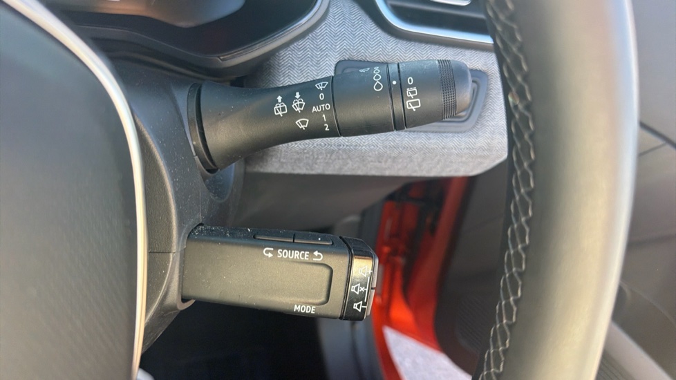 Renault Clio 1.6 E-TECH full hybrid 145 Techno 5dr Auto Hybrid Hatchback - Image 23